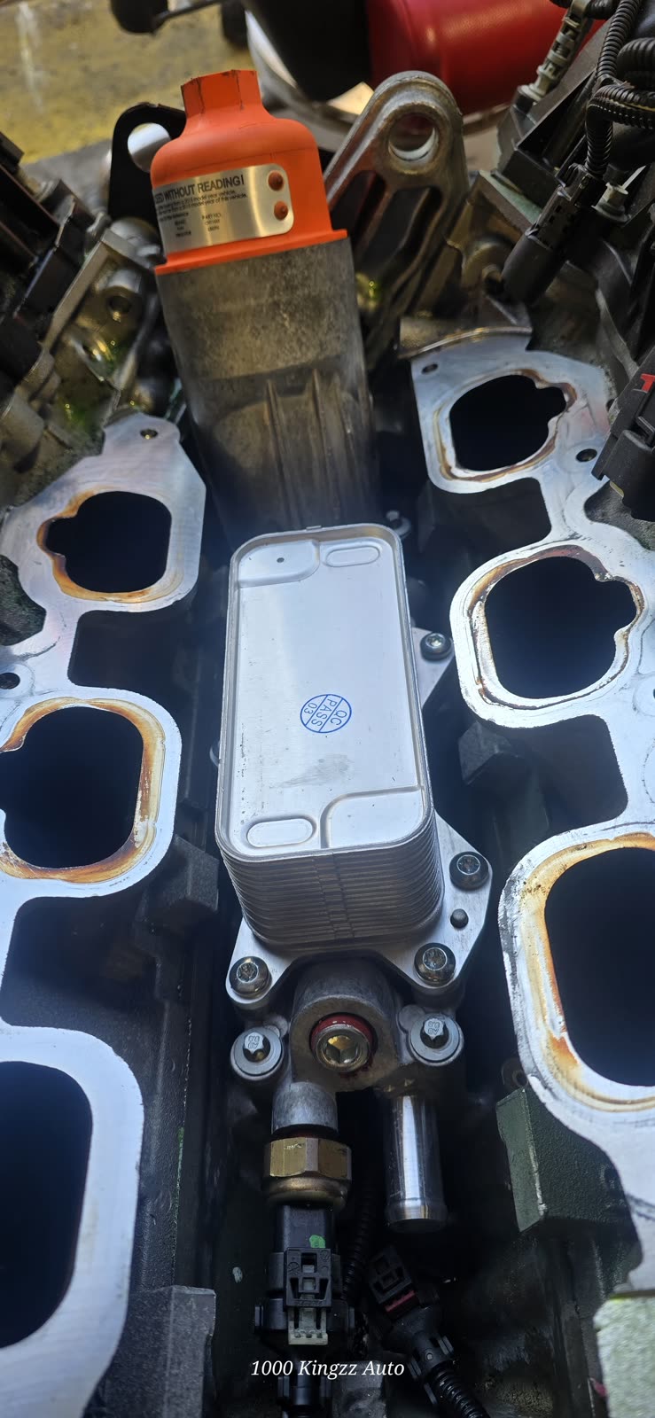 Intake manifold and injector service
